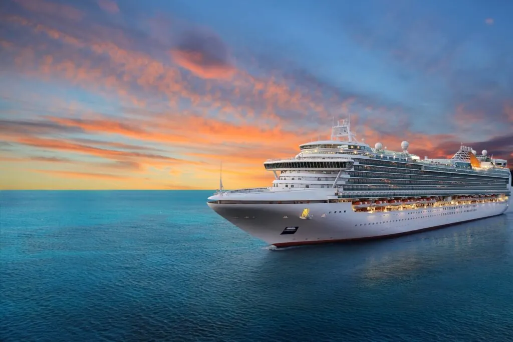 What are examples of medical malpractice on a cruise ship?